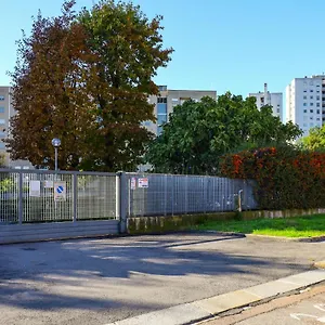 Primopiano - San Dionigi Appartement